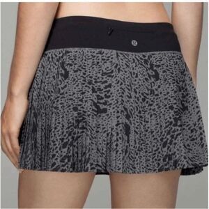 NEW w tags Lululemon Pleat To Street Skirt II Watermark Slate Black Sz 10